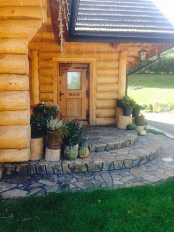 Apartamento Udany Weekend Ustrzyki Dolne Exterior foto