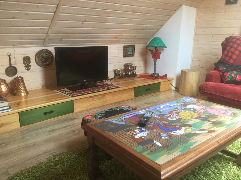 Apartamento Udany Weekend Ustrzyki Dolne Exterior foto